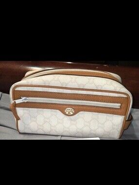 Vintage Gucci GG Supreme Toiletry Pouch Unisex